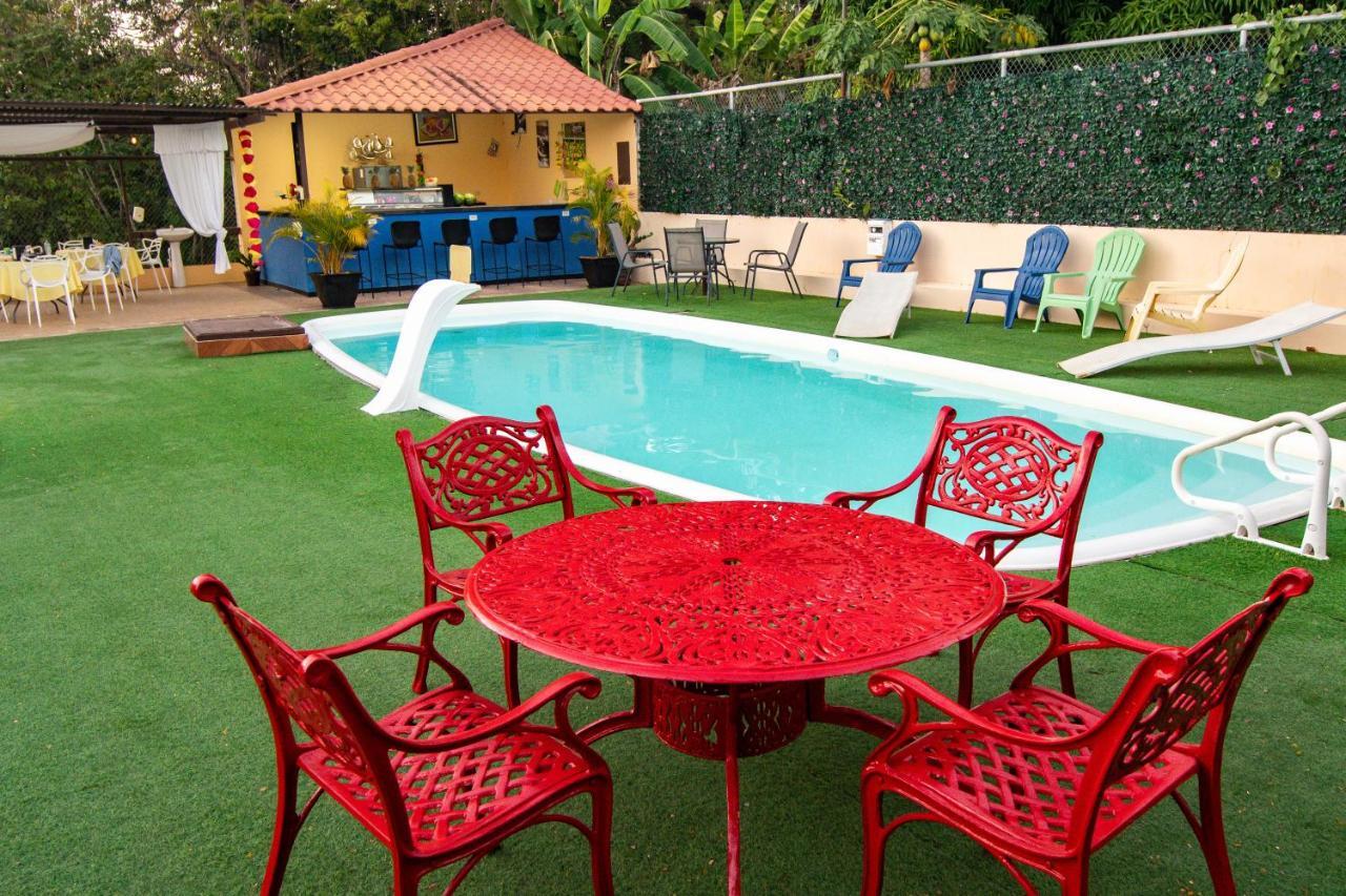 Roxy'S Bed & Breakfast Boca Chica Exterior foto