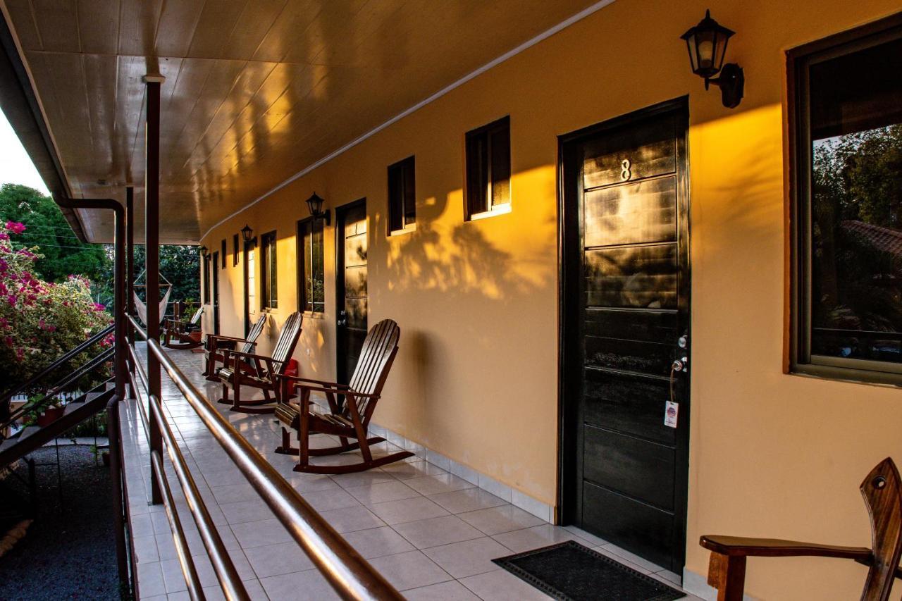 Roxy'S Bed & Breakfast Boca Chica Exterior foto